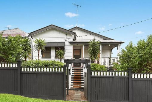 自建輕鋼別墅應(yīng)該從這7點分析綜合成本造價(圖1) 輕鋼別墅