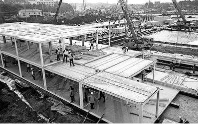 湖北火神山醫(yī)院的建造速度”中國建筑行業(yè)萬億級(jí)市場(chǎng)!(圖1) 火神山醫(yī)院