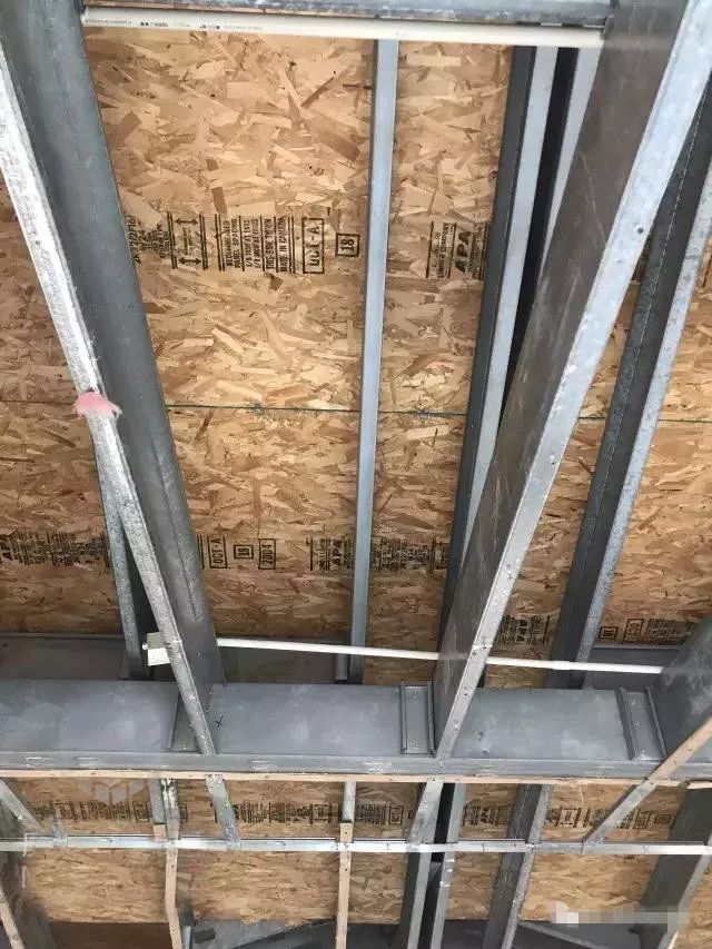 輕鋼別墅不會(huì)生銹,看看拆掉19年前的輕鋼別墅!(圖7) 睿婕輕鋼別墅