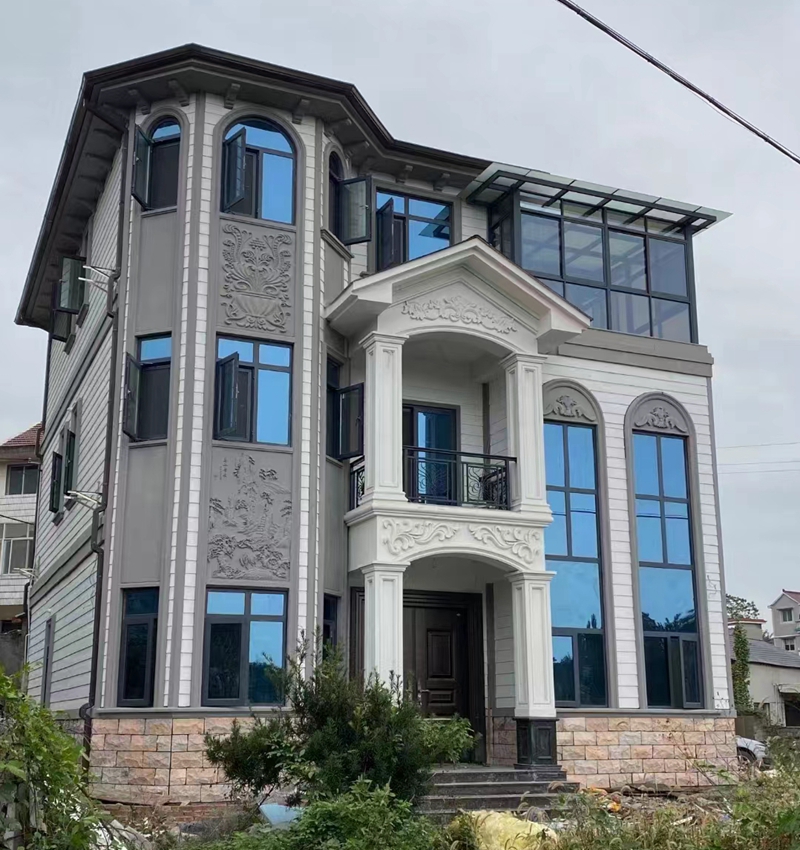 鋼筋鐵骨，堅實不可撼動：鋼結構別墅的安全保障