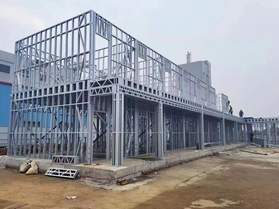 輕鋼房屋是否可以抵抗自然災害，如臺風和地震？